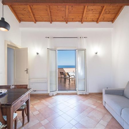 Sea Front Terrace Marco Polo Apartment Alghero Bagian luar foto